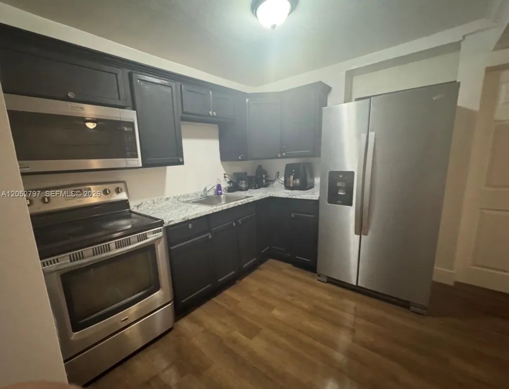 2354 NW 93rd Ter Miami, FL 33147