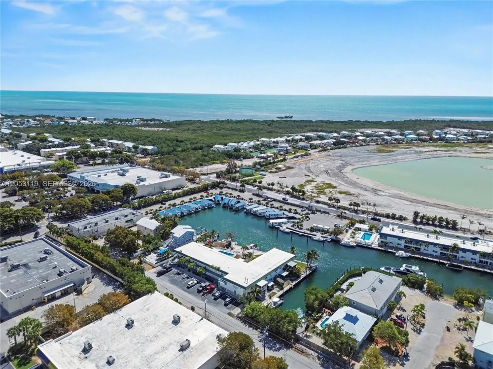 5301 Ocean Ter #7 Marathon, FL 33050