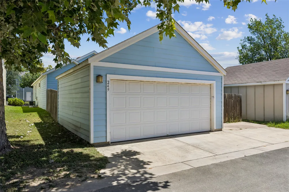 249 Trestle Tree San Marcos, TX 78666