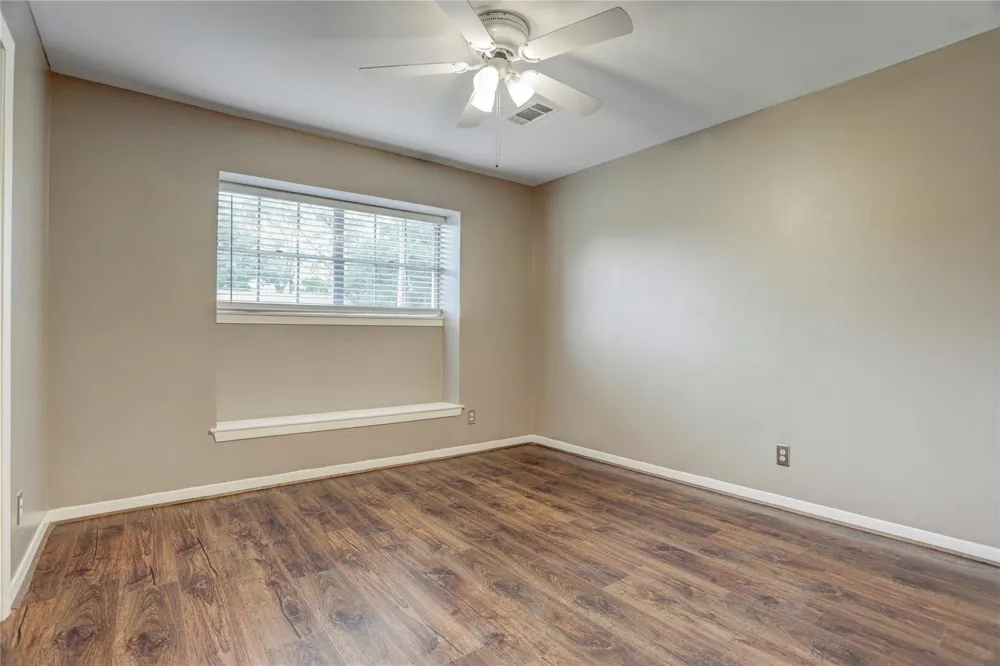 9631 Fairdale Lane Houston, TX 77063