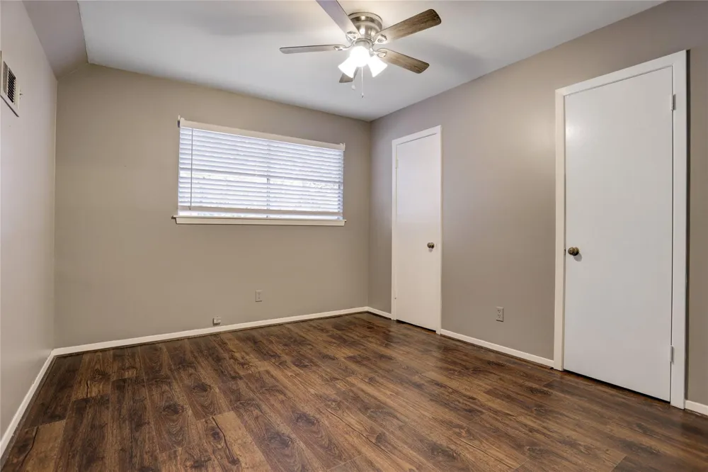 9631 Fairdale Lane Houston, TX 77063