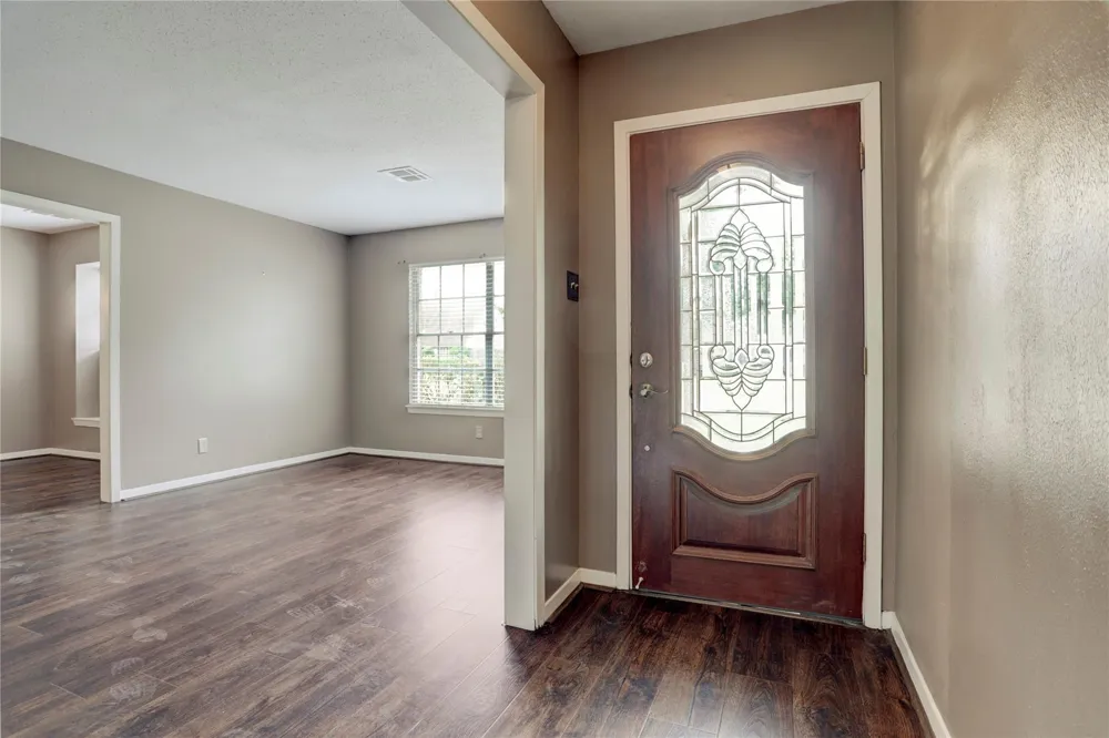 9631 Fairdale Lane Houston, TX 77063