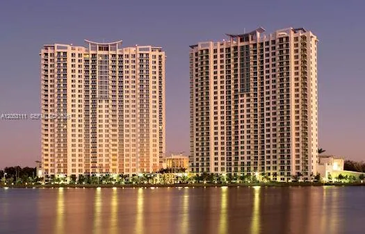 2681 Flamingo Rd #2302S Sunrise, FL 33323