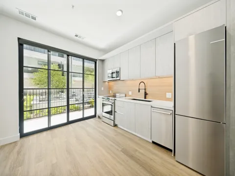 4315 S Congress Avenue #220