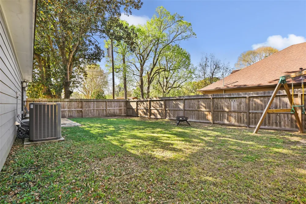 2201 Maple Avenue Liberty, TX 77575