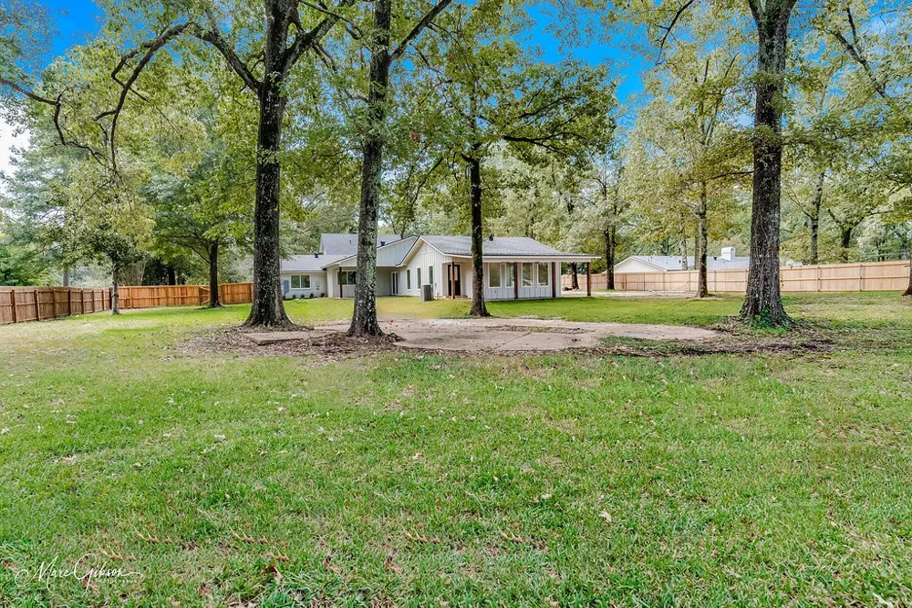 251 Jessie Jones Drive Benton, LA 71006