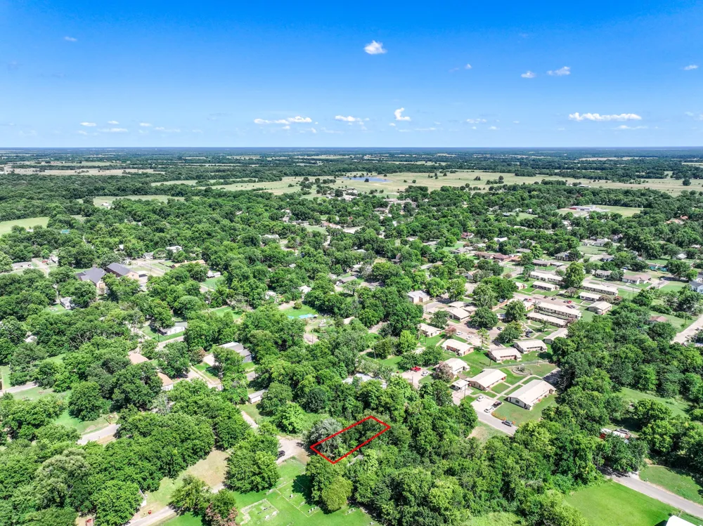 W Taylor Street Clarksville, TX 75426