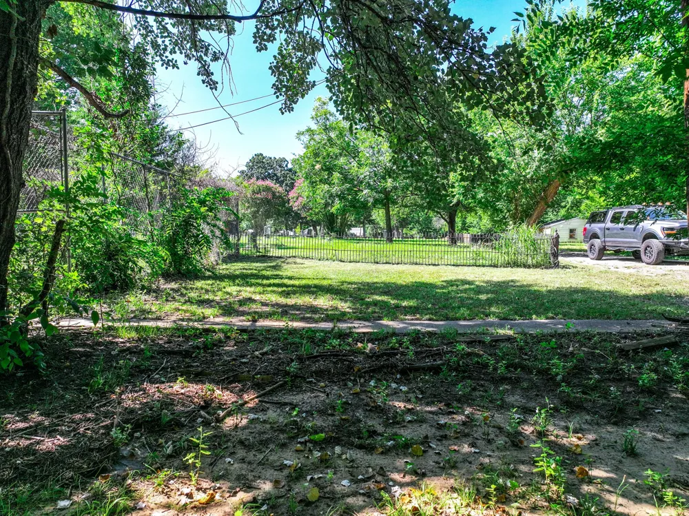 W Taylor Street Clarksville, TX 75426
