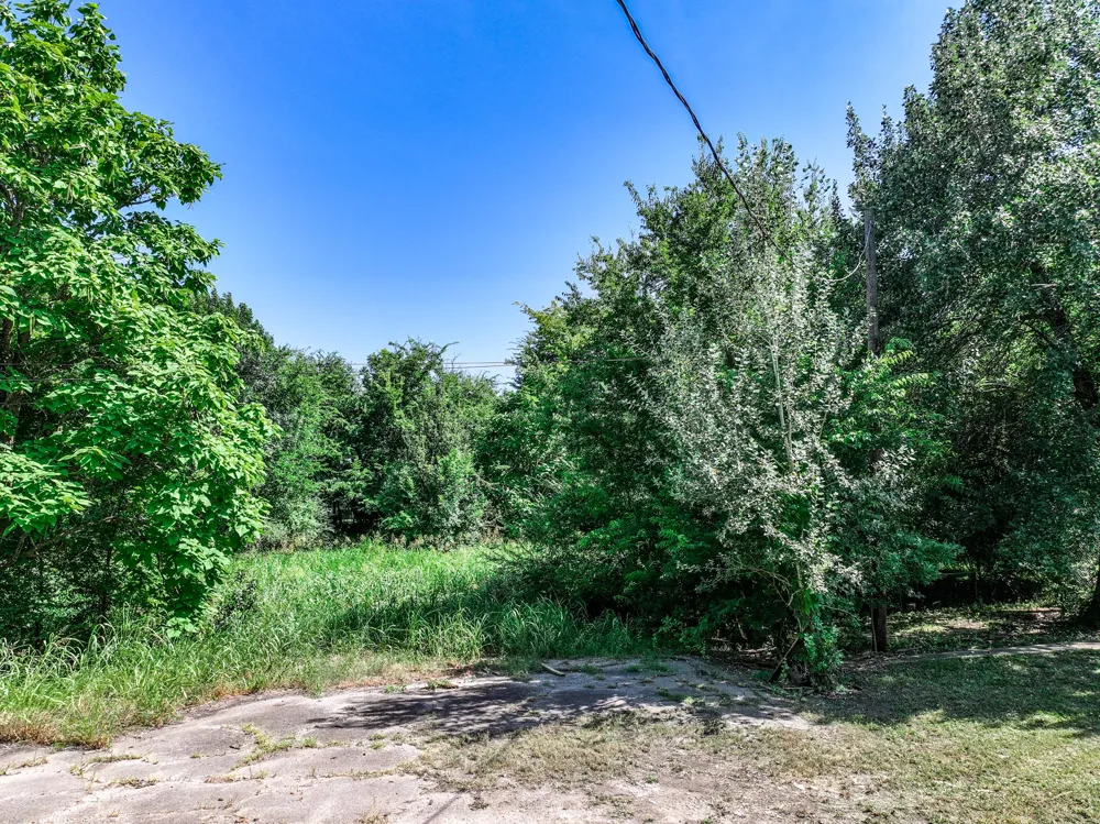 W Taylor Street Clarksville, TX 75426
