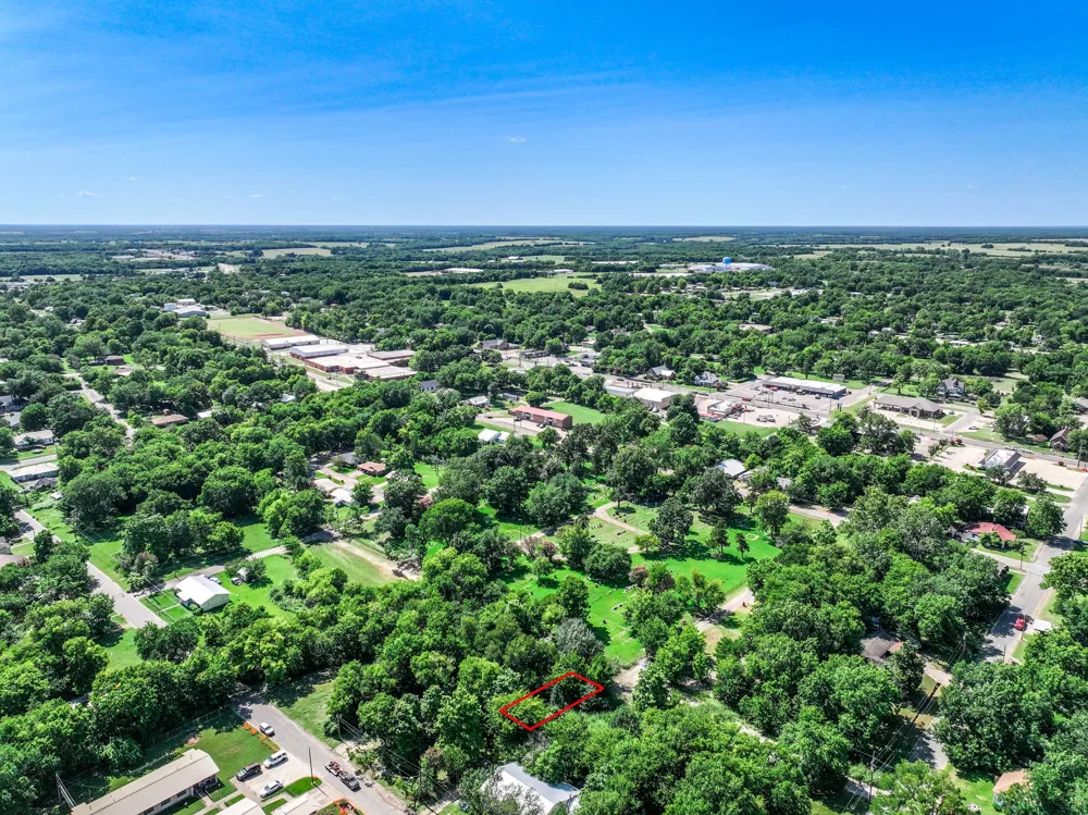 W Taylor Street Clarksville, TX 75426