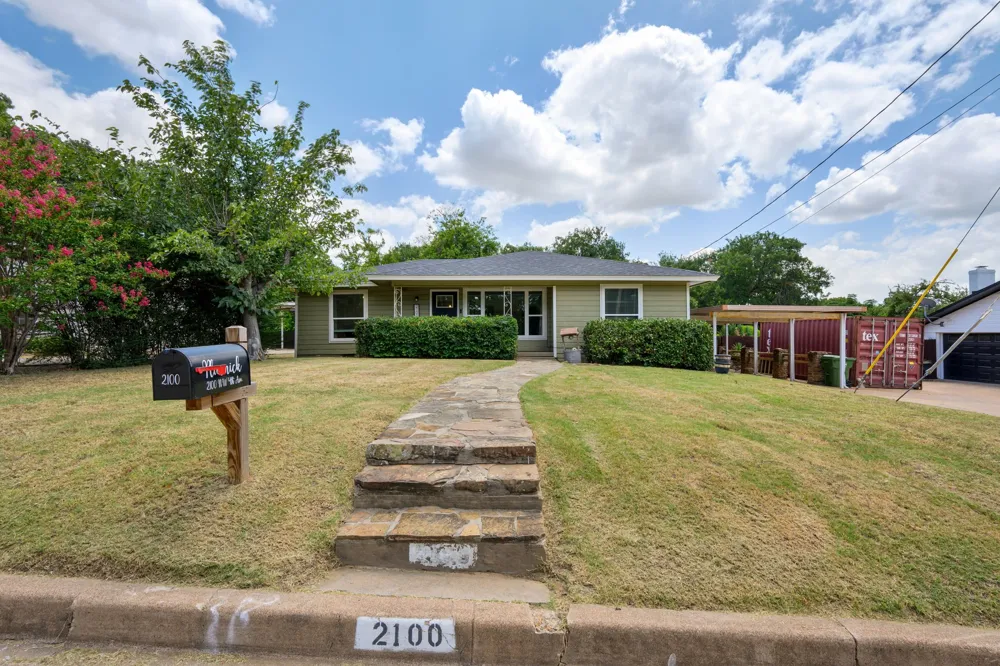 2100 NW 4th Avenue Mineral Wells, TX 76067