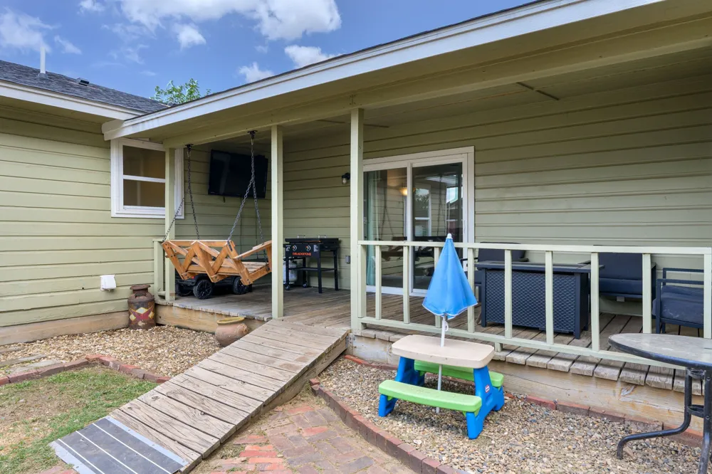 2100 NW 4th Avenue Mineral Wells, TX 76067