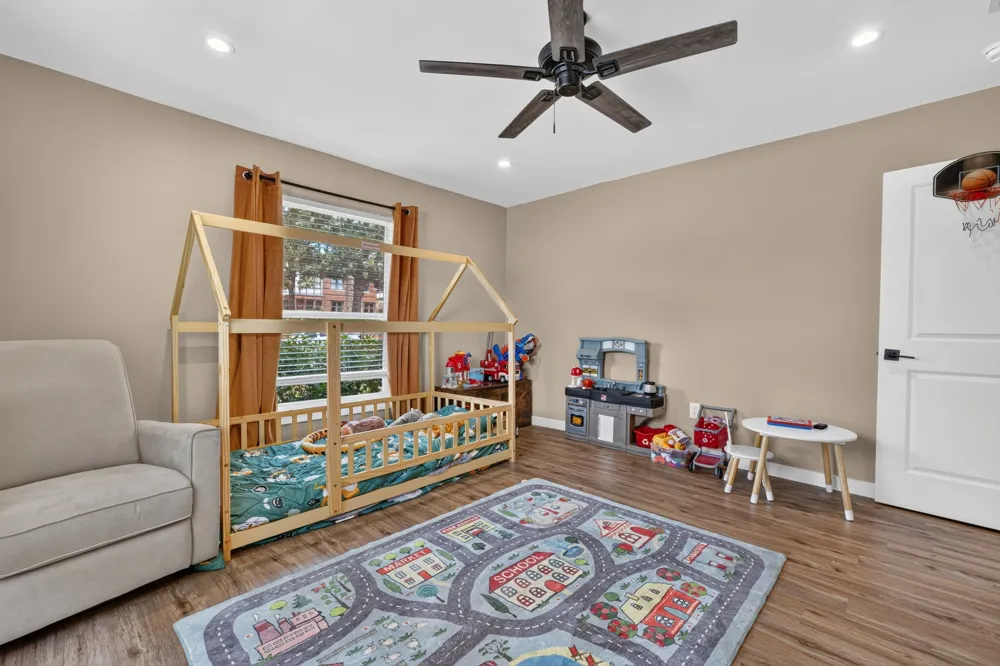 2100 NW 4th Avenue Mineral Wells, TX 76067
