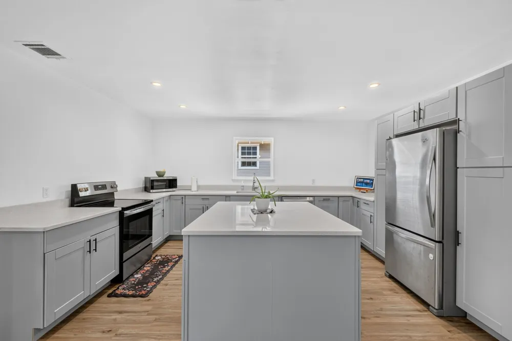 2100 NW 4th Avenue Mineral Wells, TX 76067