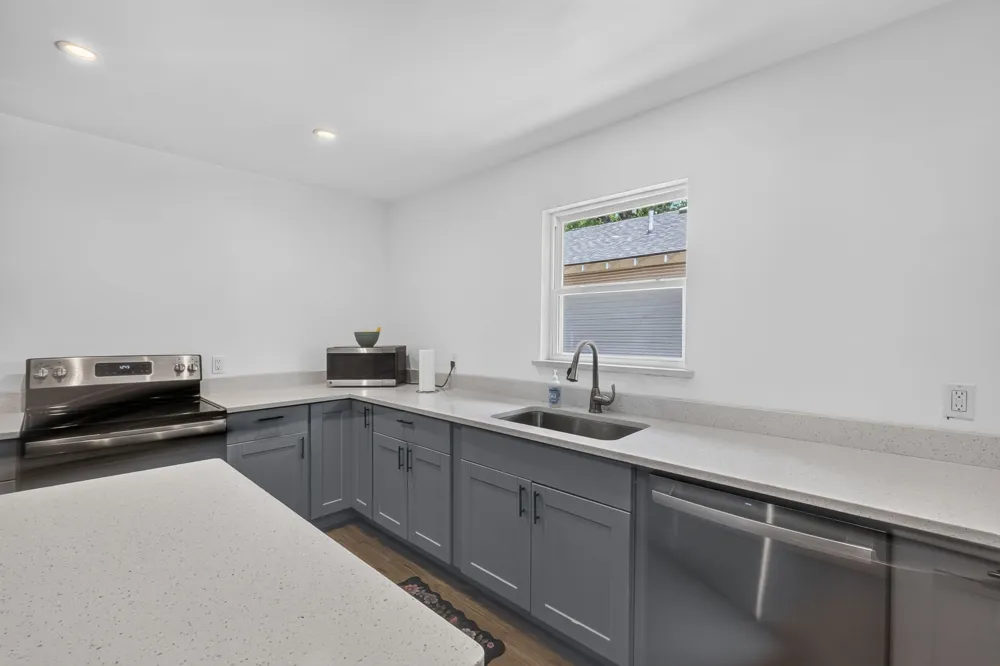 2100 NW 4th Avenue Mineral Wells, TX 76067