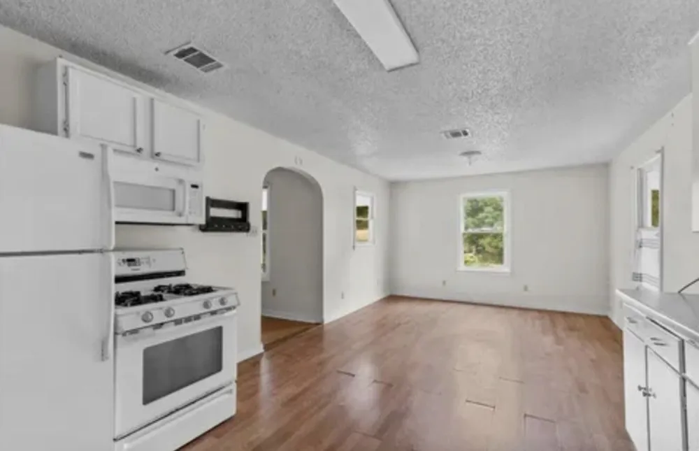 6454 Faust Drive Shreveport, LA 71129
