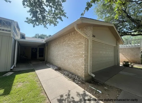 1324 El Camino Real