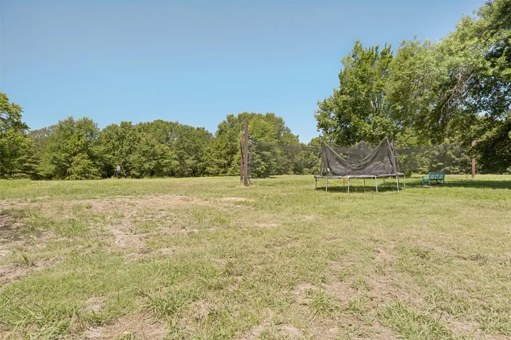822 Private Road 7370 Point, TX 75472