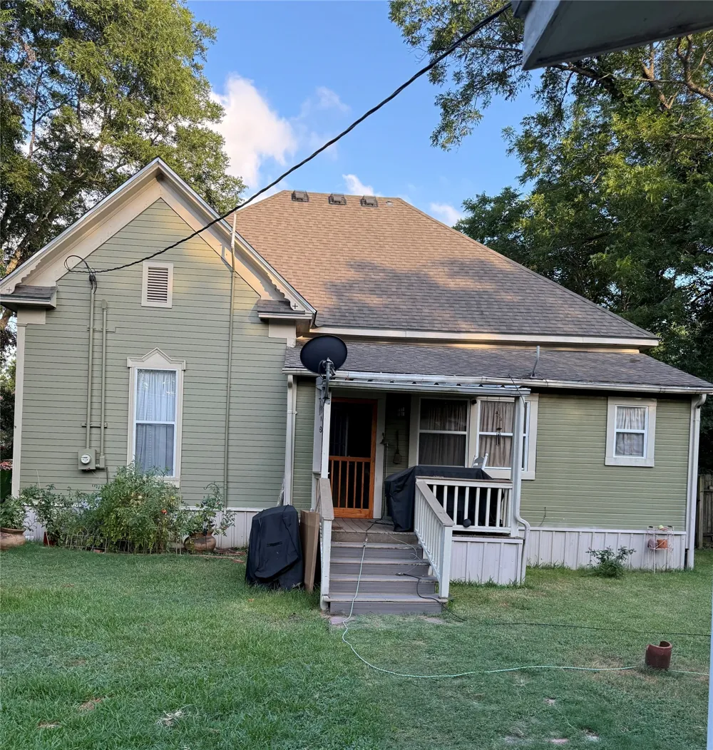 300 NW 3rd Street Hubbard, TX 76648