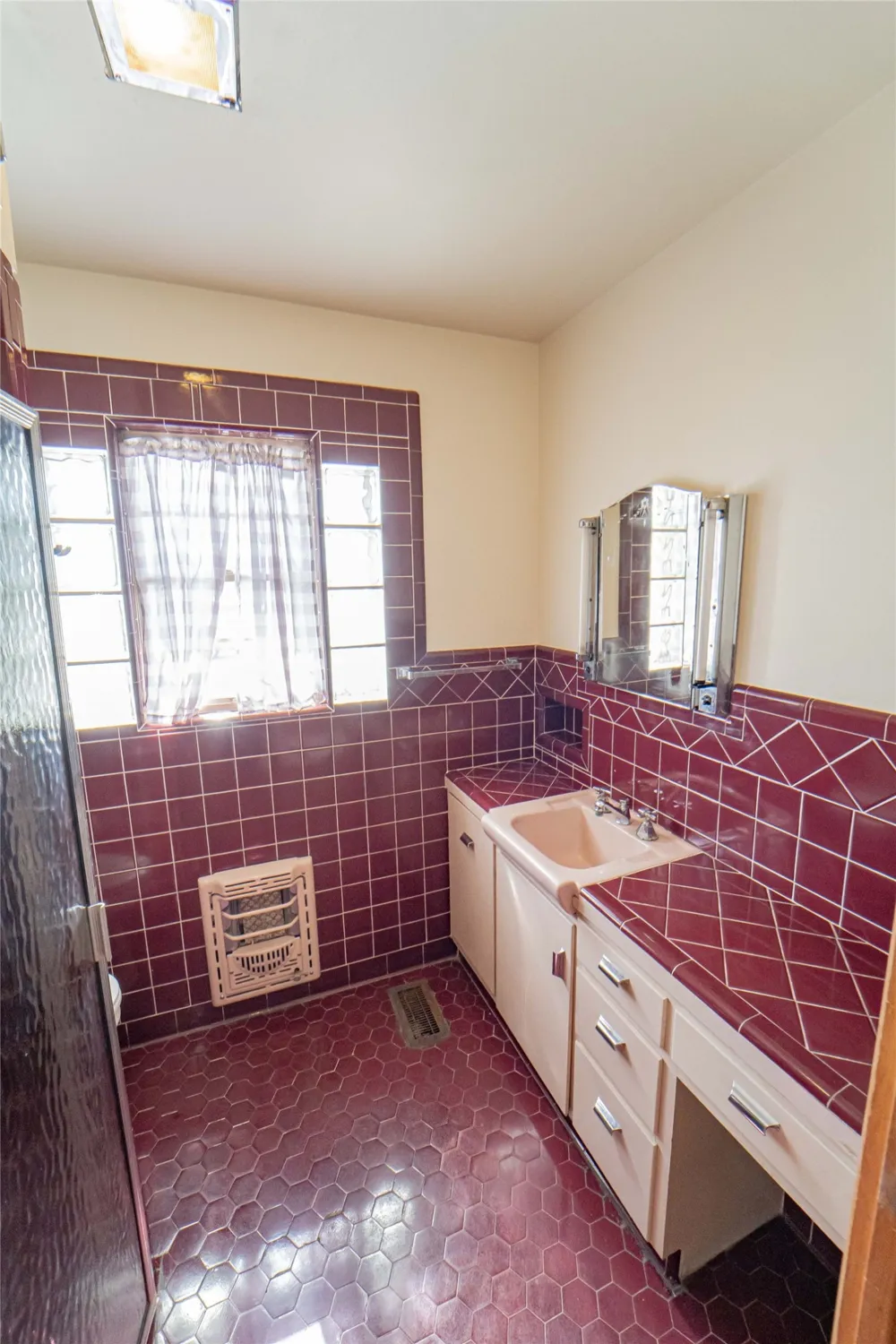 514 W Walker Street Breckenridge, TX 76424