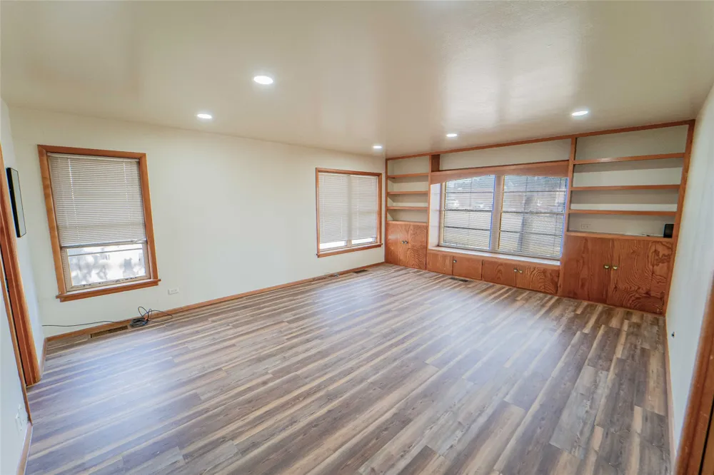 514 W Walker Street Breckenridge, TX 76424