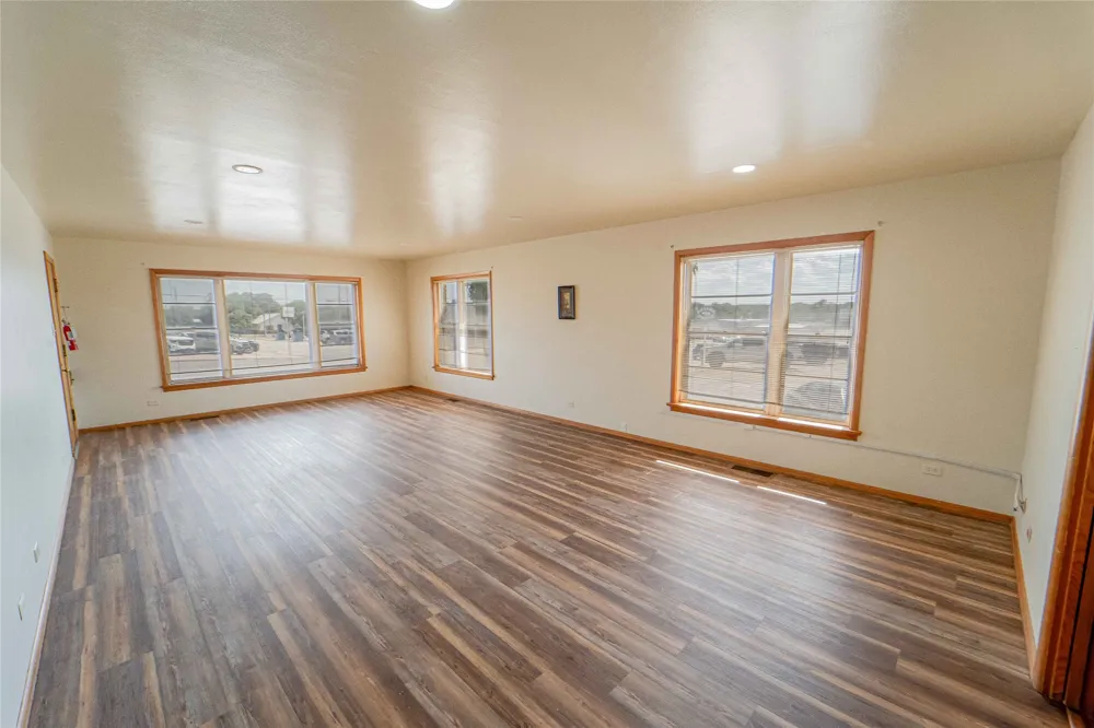514 W Walker Street Breckenridge, TX 76424