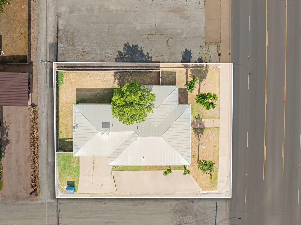 514 W Walker Street Breckenridge, TX 76424