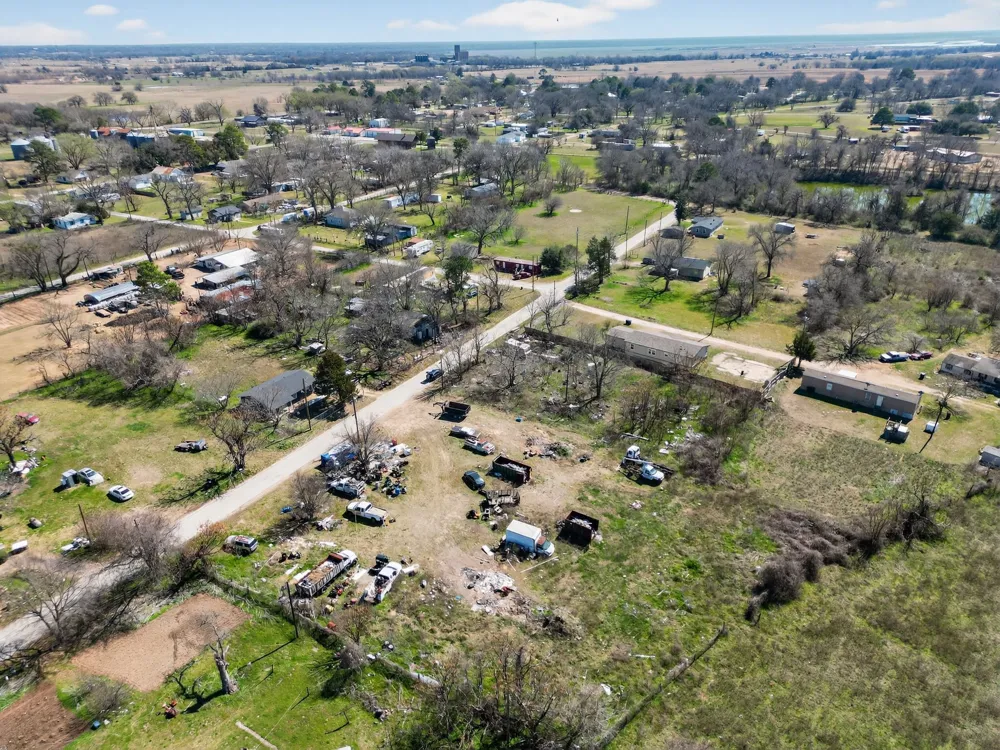 Iron Bridge Rd Scurry, TX 75158