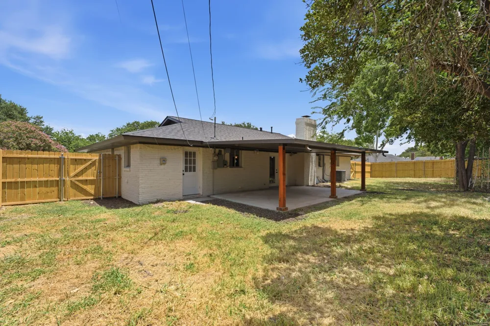 5512 Westcreek Drive Fort Worth, TX 76133
