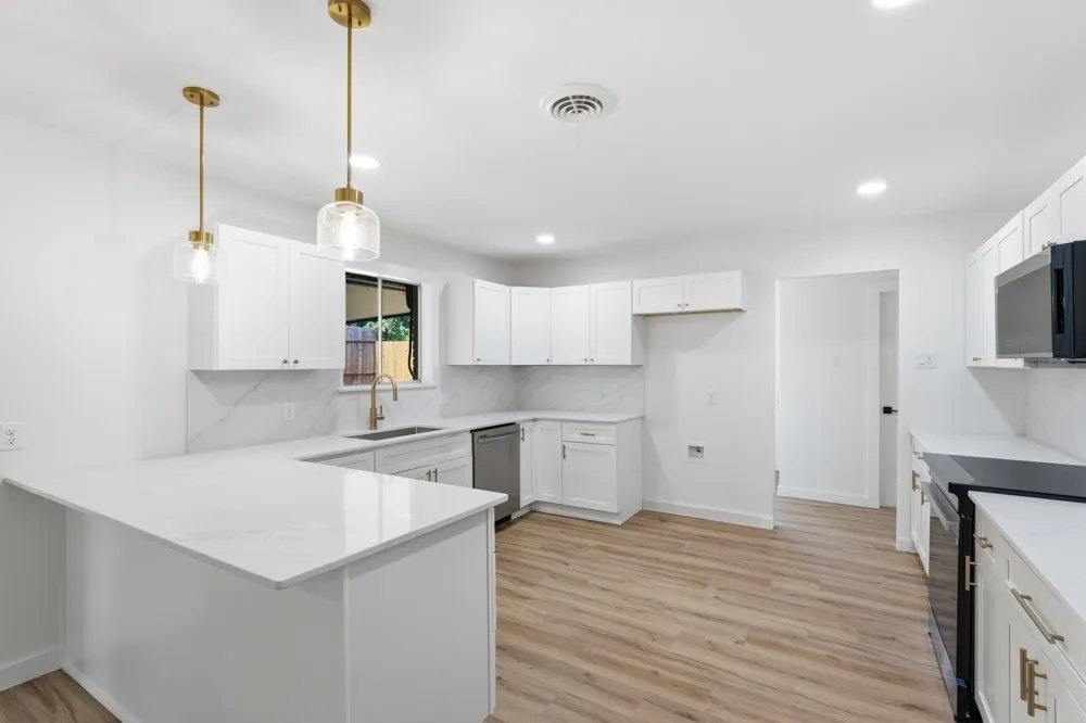 5512 Westcreek Drive Fort Worth, TX 76133
