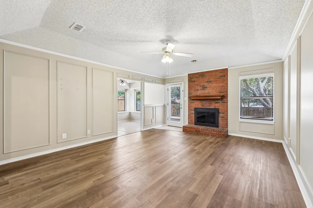 3211 Brookview Drive Corinth, TX 76210