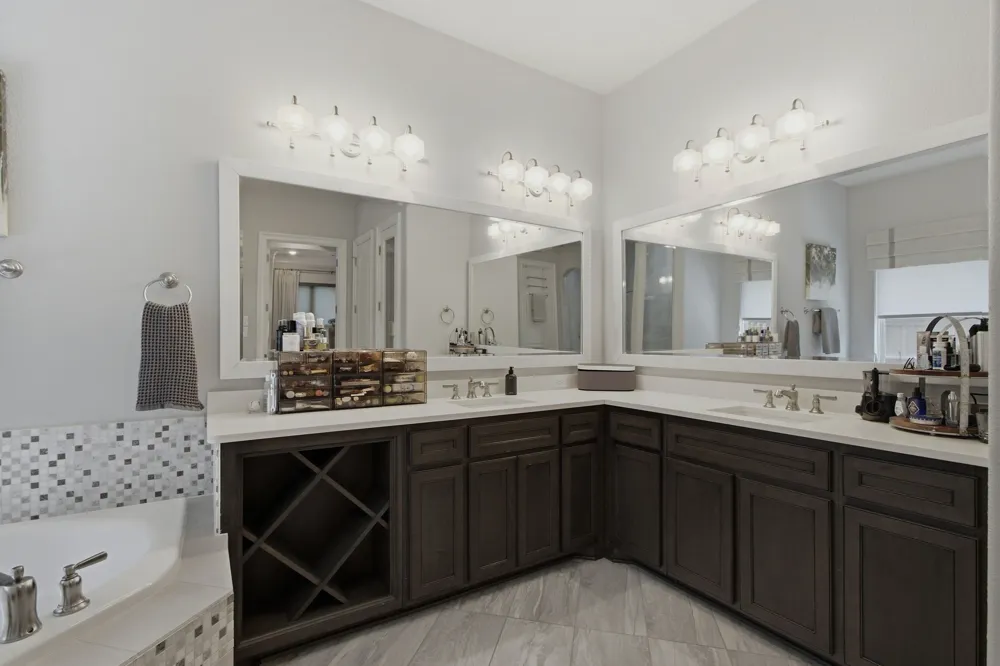 744 E Lake Drive Coppell, TX 75019