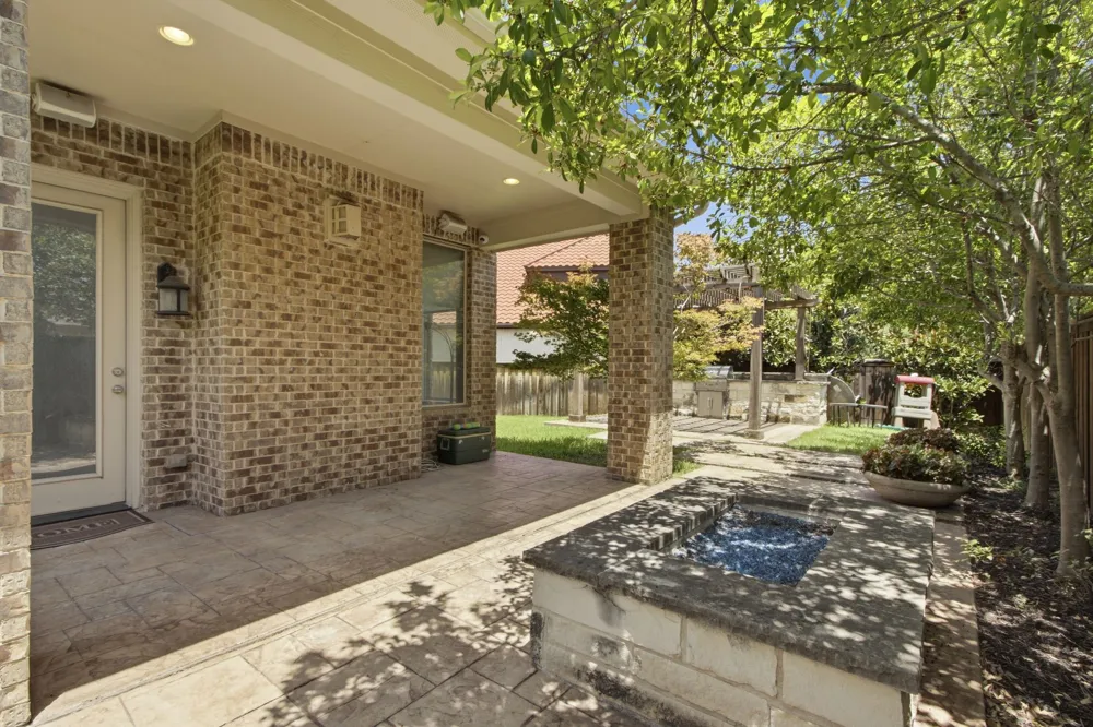 744 E Lake Drive Coppell, TX 75019