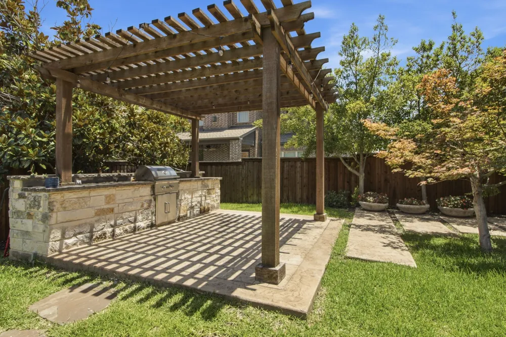 744 E Lake Drive Coppell, TX 75019