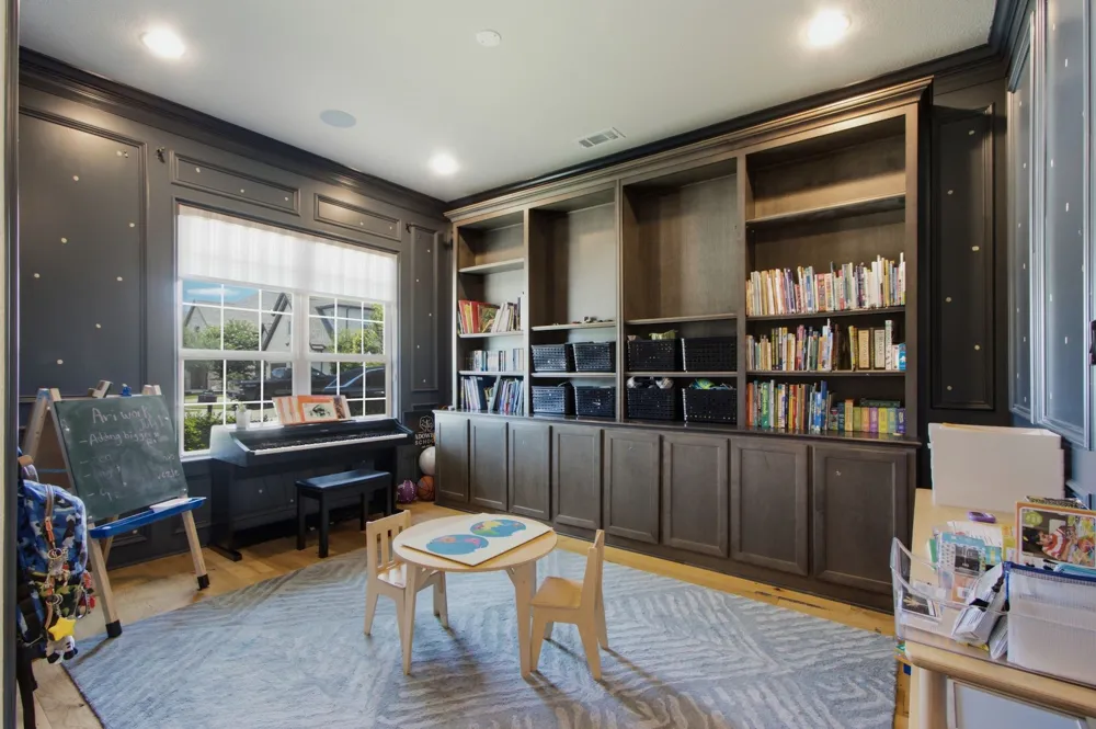 744 E Lake Drive Coppell, TX 75019