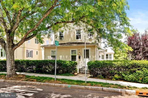 106 SPRUCE STREET #3