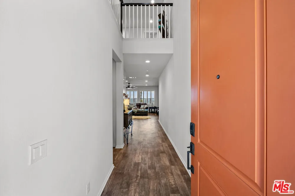 18104 Cyan Way Santa Clarita, CA 91350