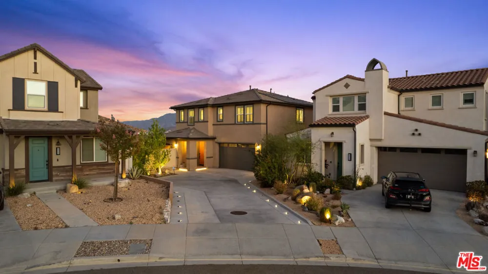 18104 Cyan Way Santa Clarita, CA 91350