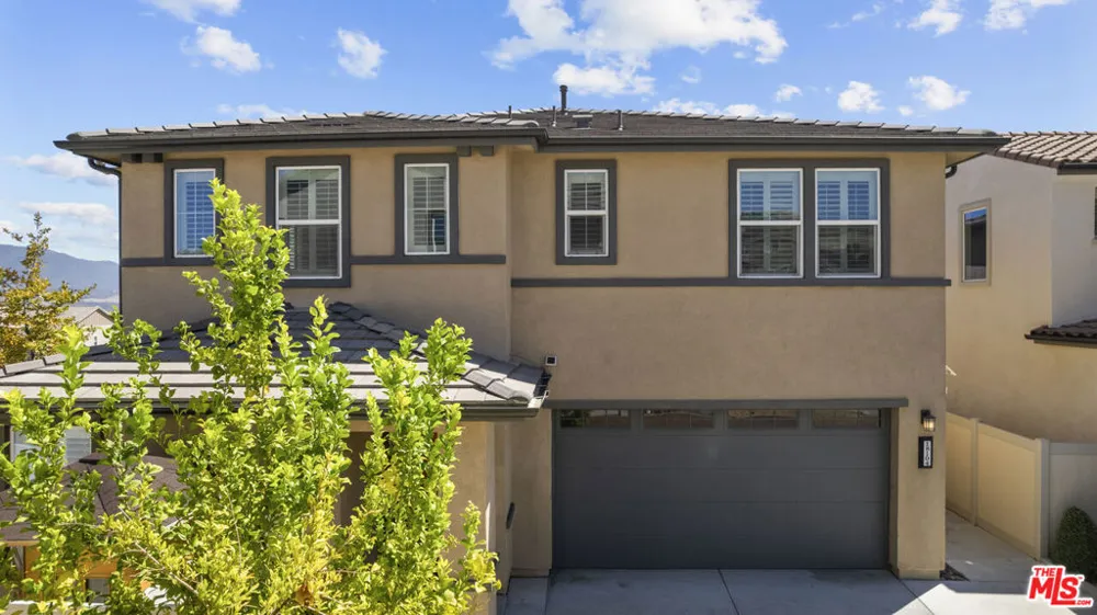 18104 Cyan Way Santa Clarita, CA 91350