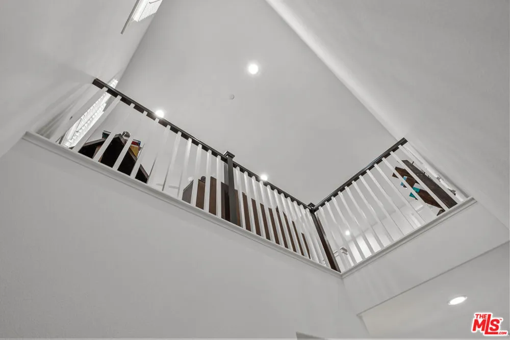 18104 Cyan Way Santa Clarita, CA 91350
