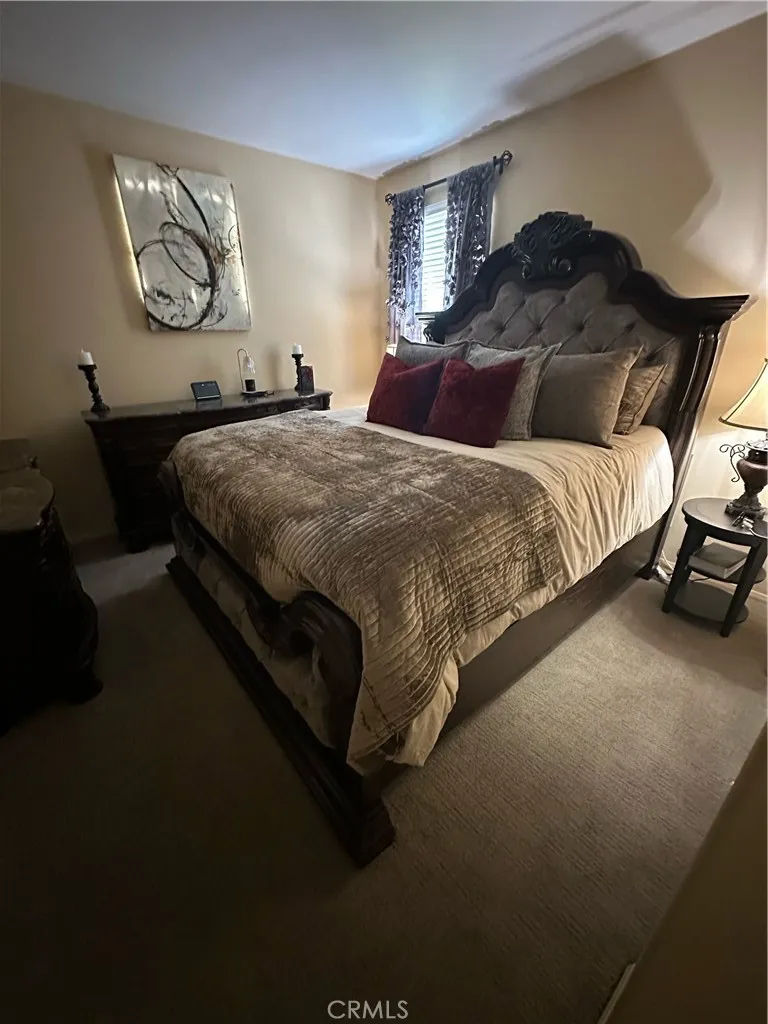 11 Tall Oak Irvine, CA 92603