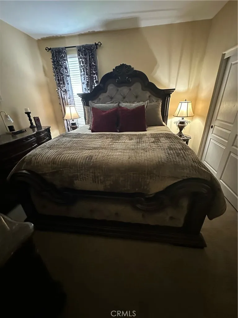11 Tall Oak Irvine, CA 92603