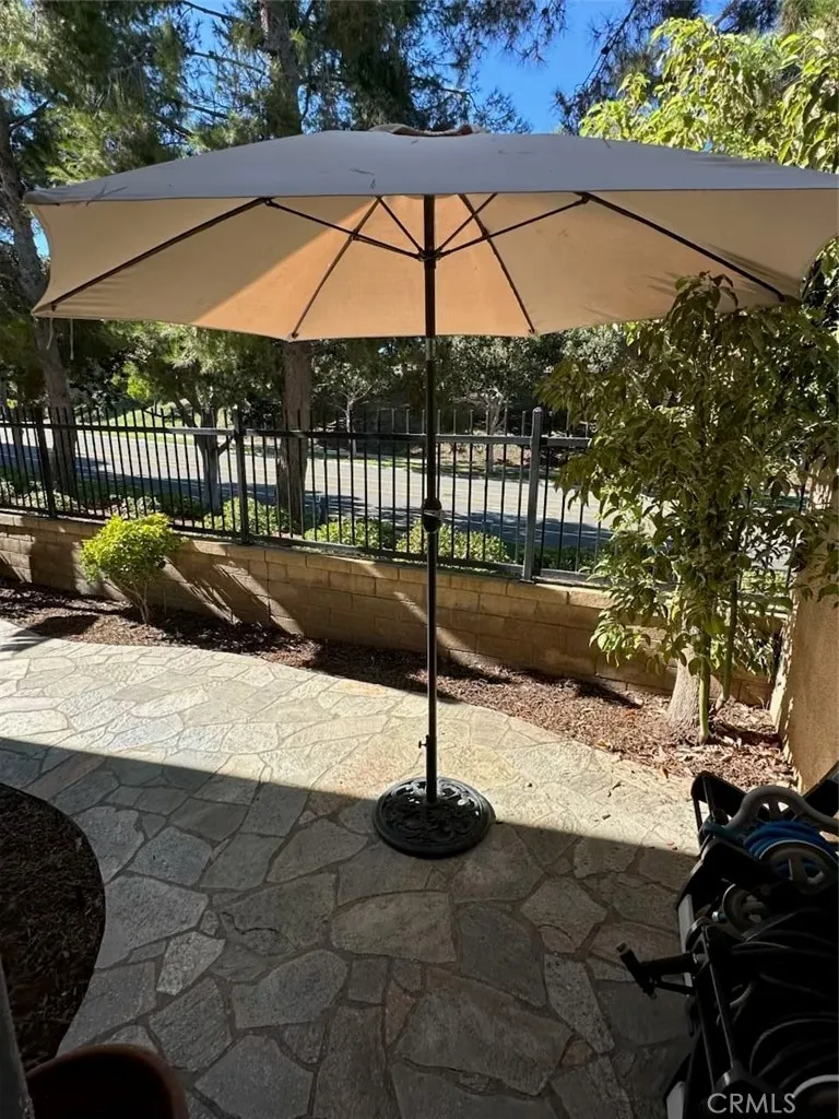 11 Tall Oak Irvine, CA 92603