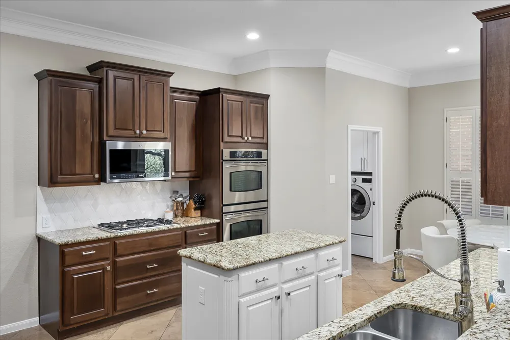 12921 Bloomfield Hills Lane Austin, TX 78732