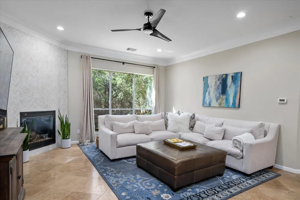 12921 Bloomfield Hills Lane Austin, TX 78732