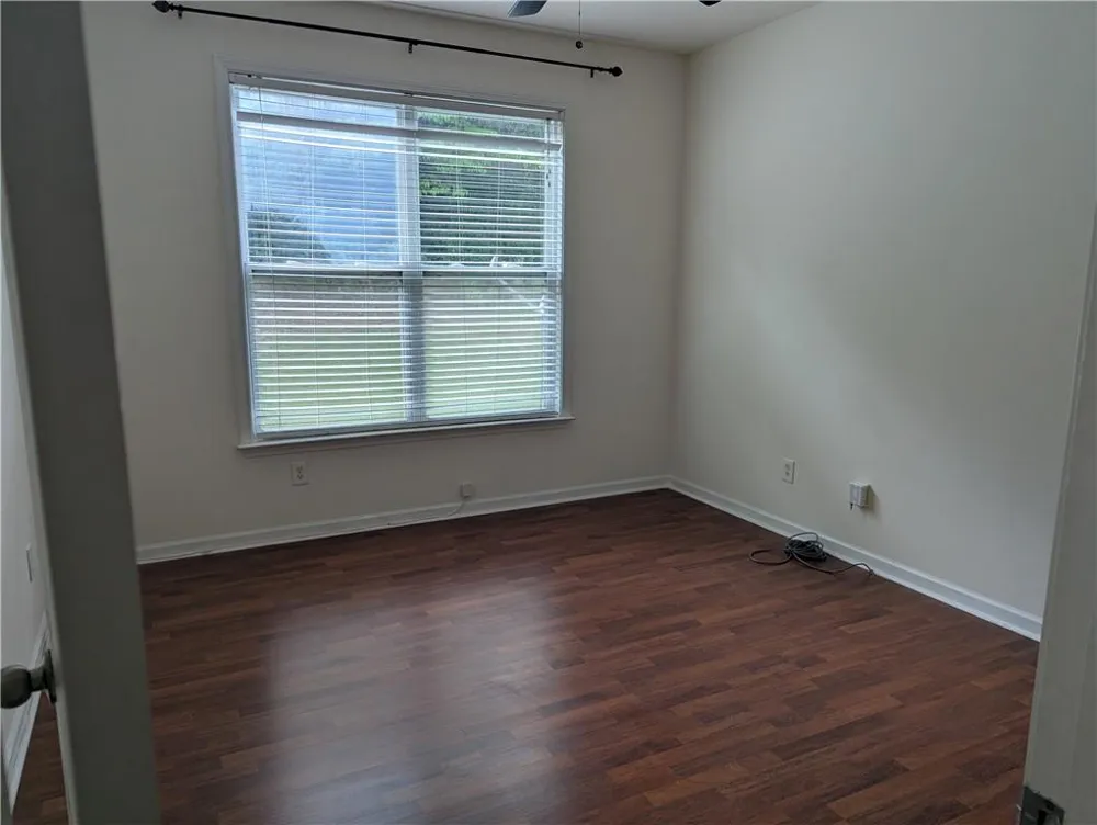 212 Autumn Trail Acworth, GA 30102