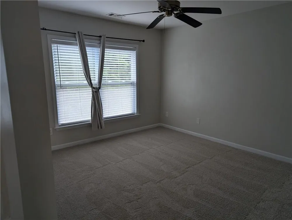 212 Autumn Trail Acworth, GA 30102