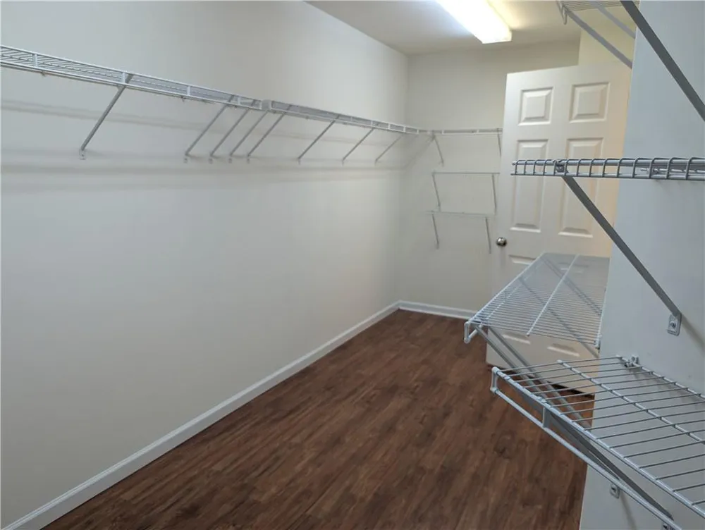 212 Autumn Trail Acworth, GA 30102