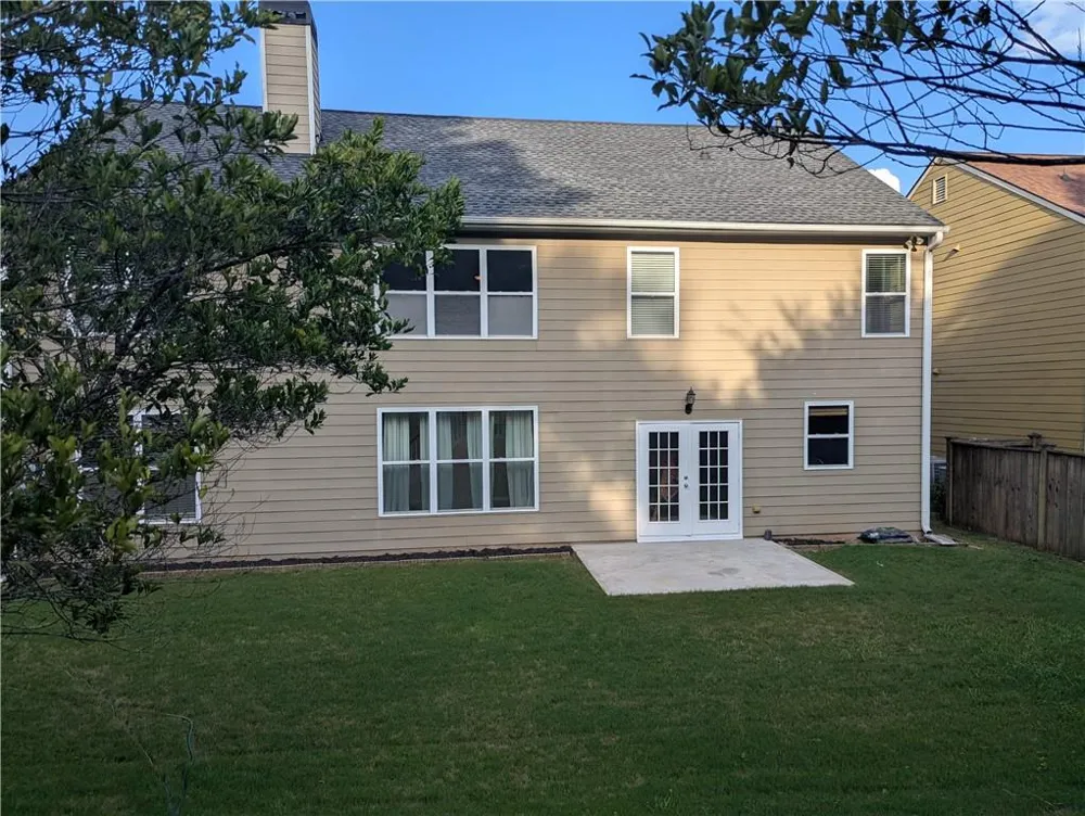 212 Autumn Trail Acworth, GA 30102