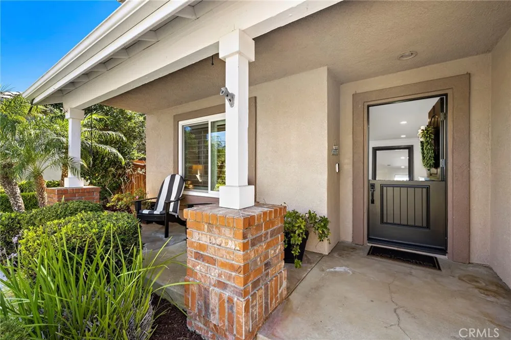 8 Las Pisadas Rancho Santa Margarita, CA 92688